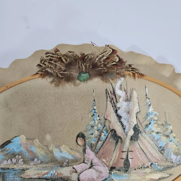 Vintage Sue/Dale Weaver Native American Hand Painted Suede - Picture 7 of 10
